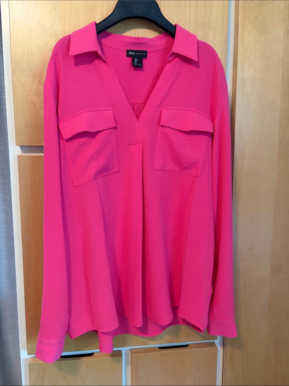 Jones New York Bright Pink V-Neck Tunic with Flap Pockets